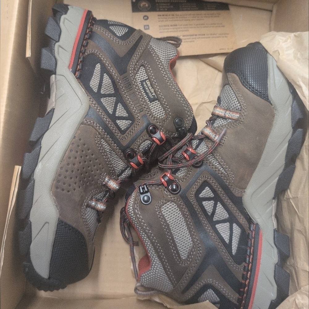 Irish Setter Women's Brown Work Hiking Boots with Red Accents Size 6